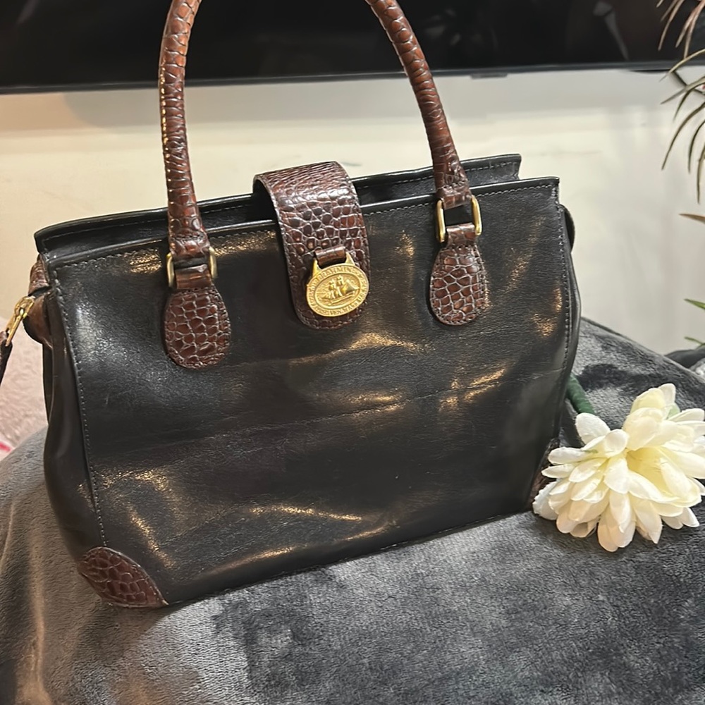 Brahmin handbag leather
